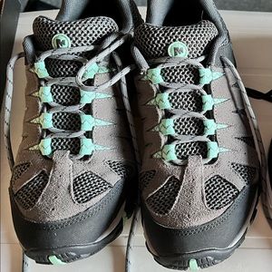 Woman’s Merrell hiking boots